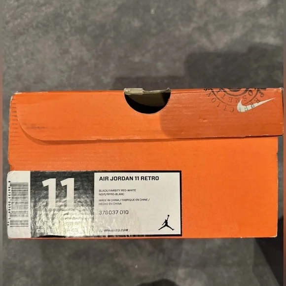 Jordan 11 “bred” 2012 release, size 11 never worn ! - Picture 10 of 14